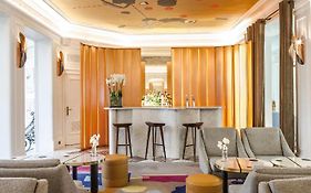 Hotel Vernet Paris